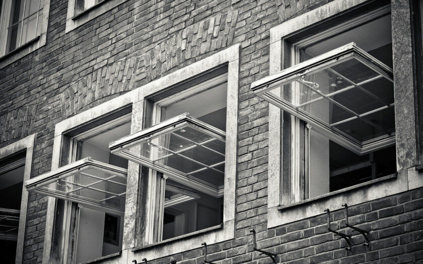 fenster offen luftfeuchtigkeit senken Luftfeuchtigkeit senken durch weit offene Fenster