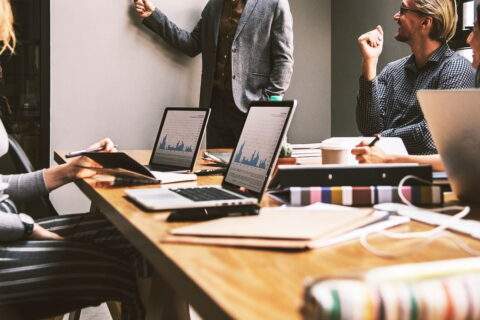 Luftbefeuchter im Büro für optimales Raumklima